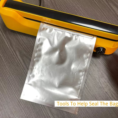 열 - 밀봉 알루미늄 호일은 상표 스티커를 가진 재사용할 수 있는 Mylar 저장 부대를 자루에 넣습니다